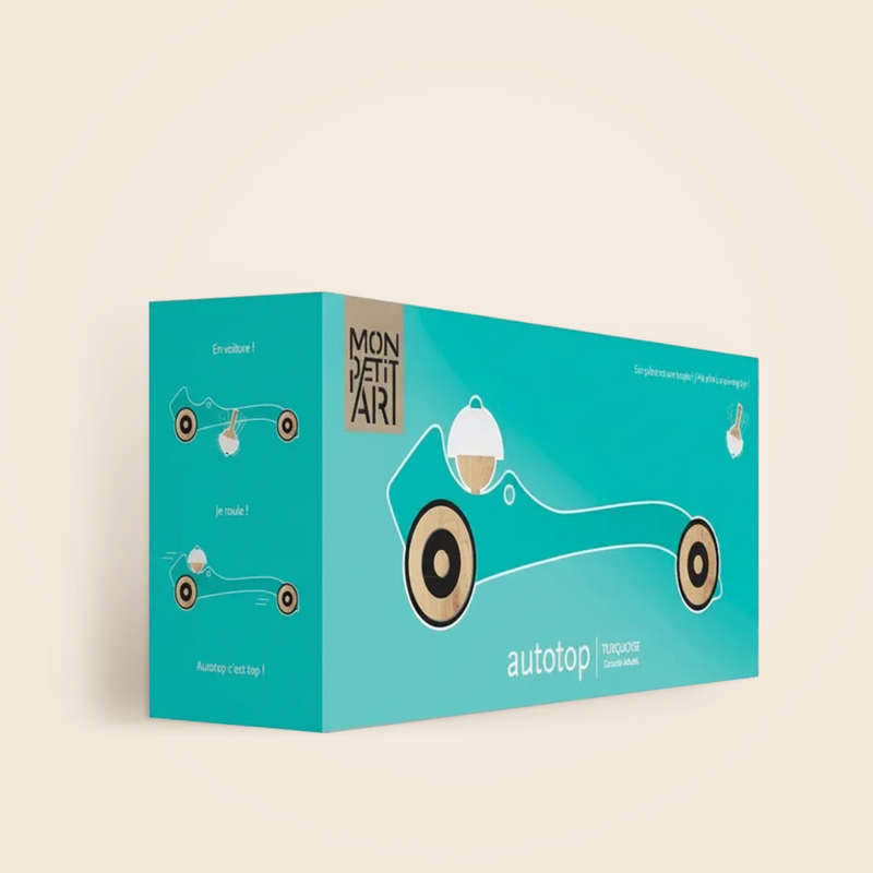 Autotop Turquoise, voiture toupie en bois par Gonzalo Arbutti
