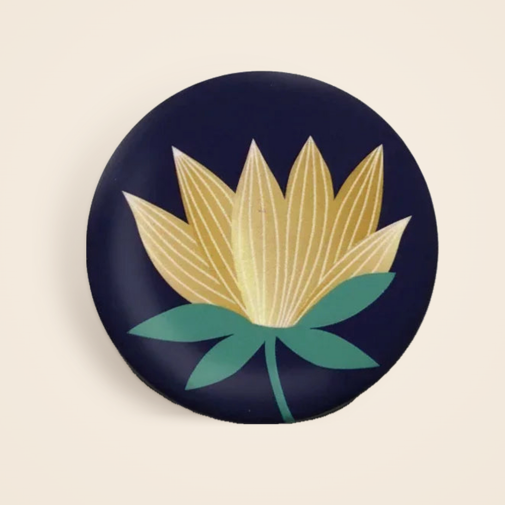 Lotus magnet with velvet finish by Mini Labo