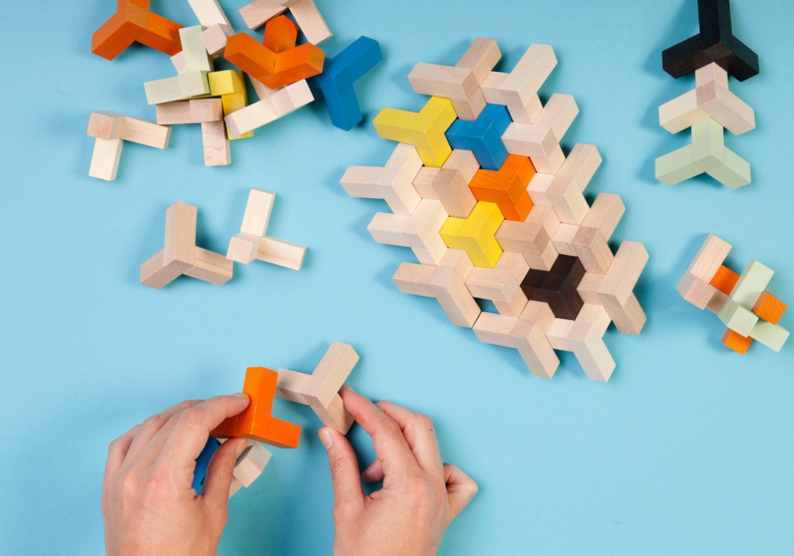 TRIADA SOLAR - Wooden game