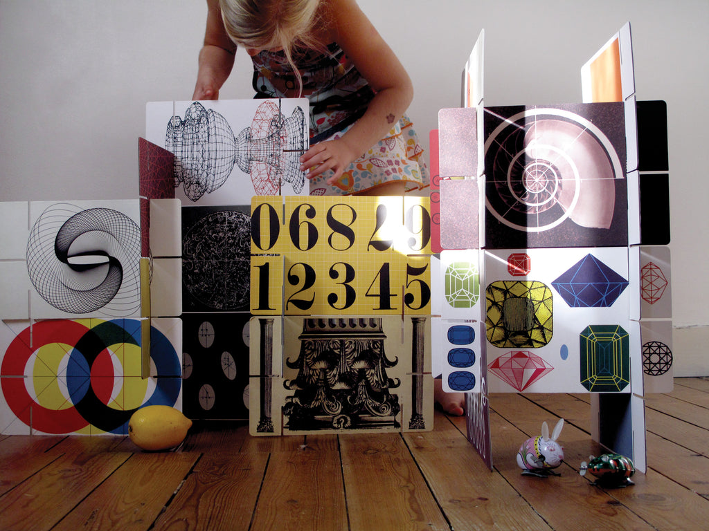 Eames House of Cards - Giant